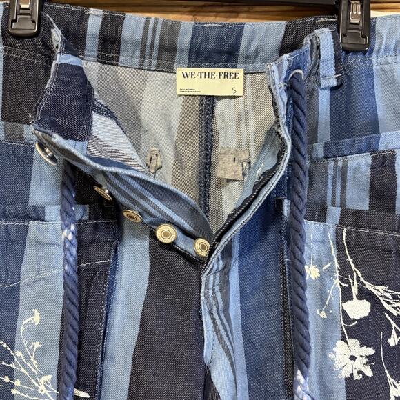 Free People We The Free Cove Crop Pull On Jeans Size Small Button Fly Beach Boho - Picture 15 of 16